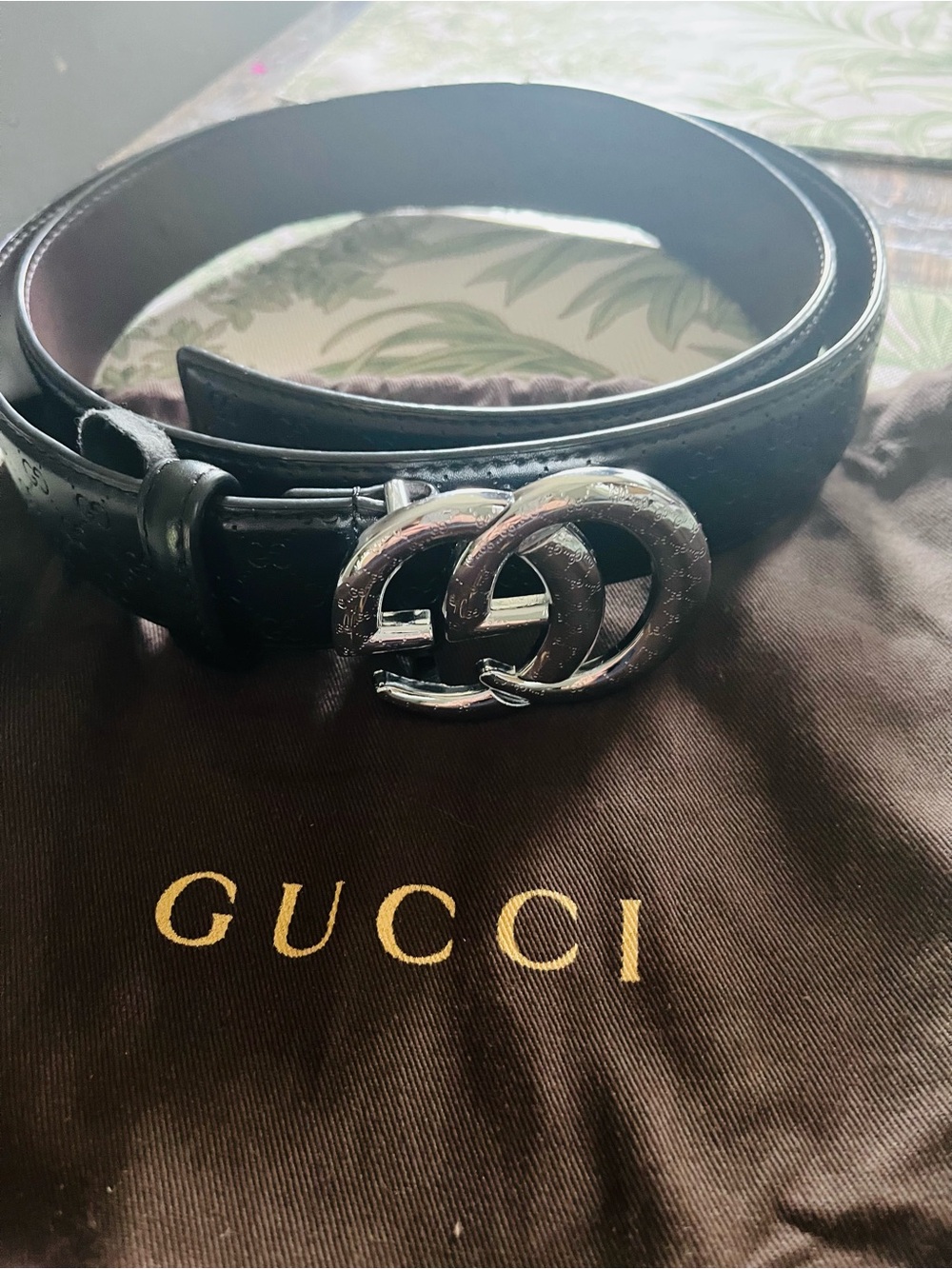Gucci Black Leather Belt with Silver Double G Buckle - Picture 9 of 9